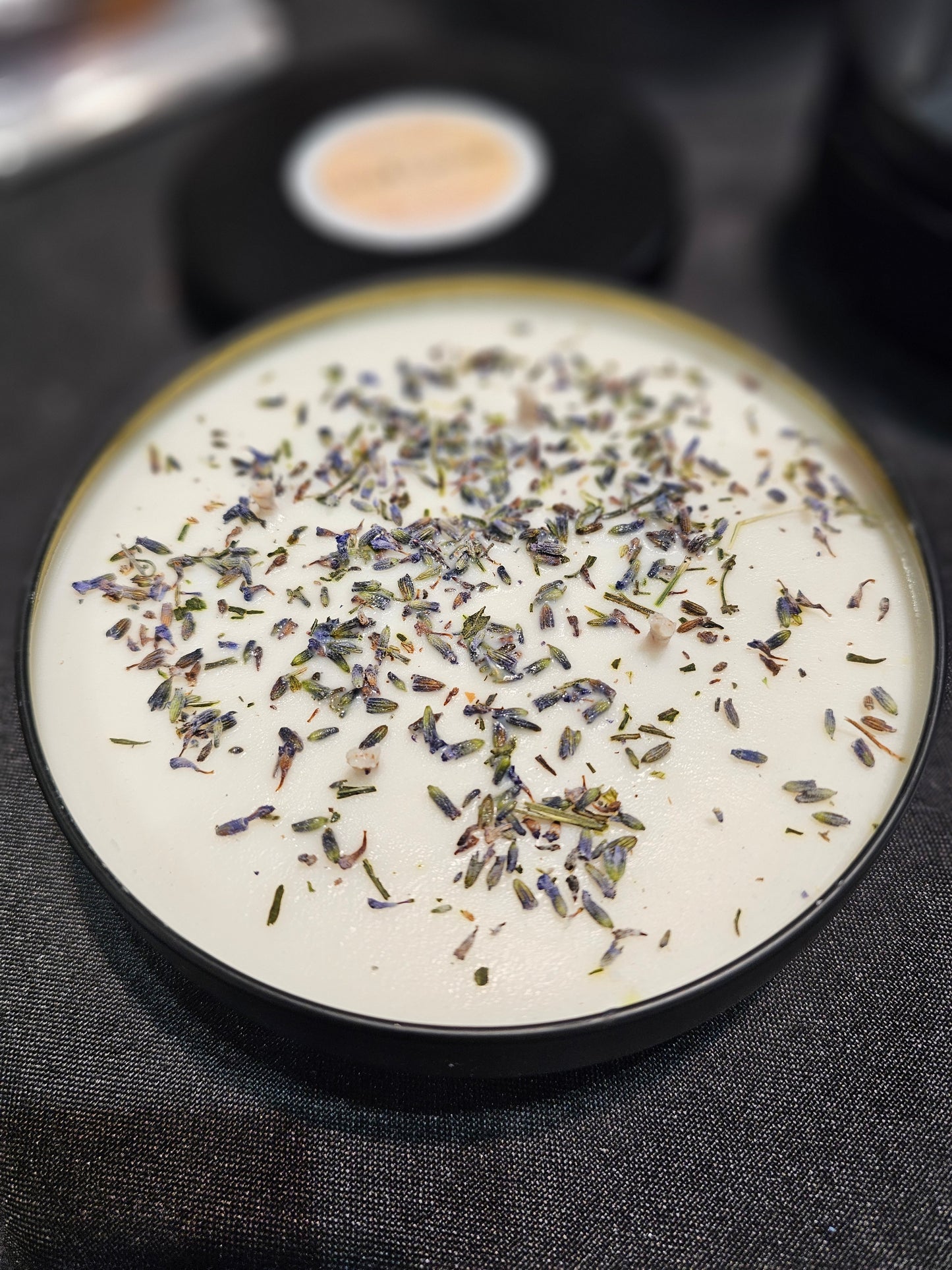 Lavish Lavender - 4-Wicks Luxury Scented Candle