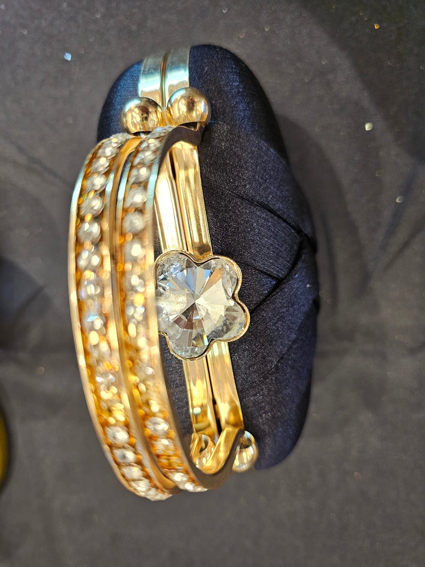 Black Ellipse Ball Evening Bag - Clutch