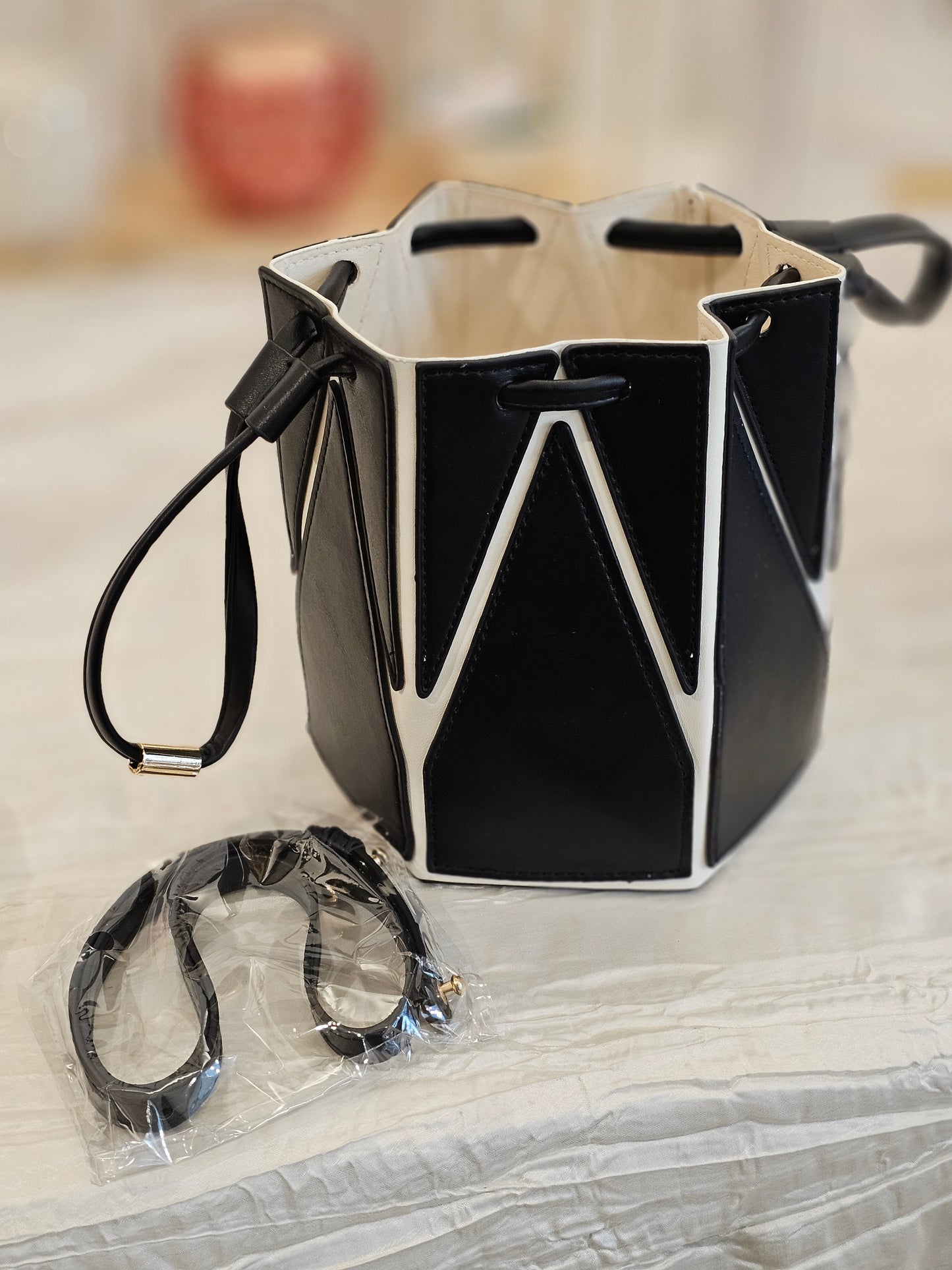 Black Foldable Messenger Bag