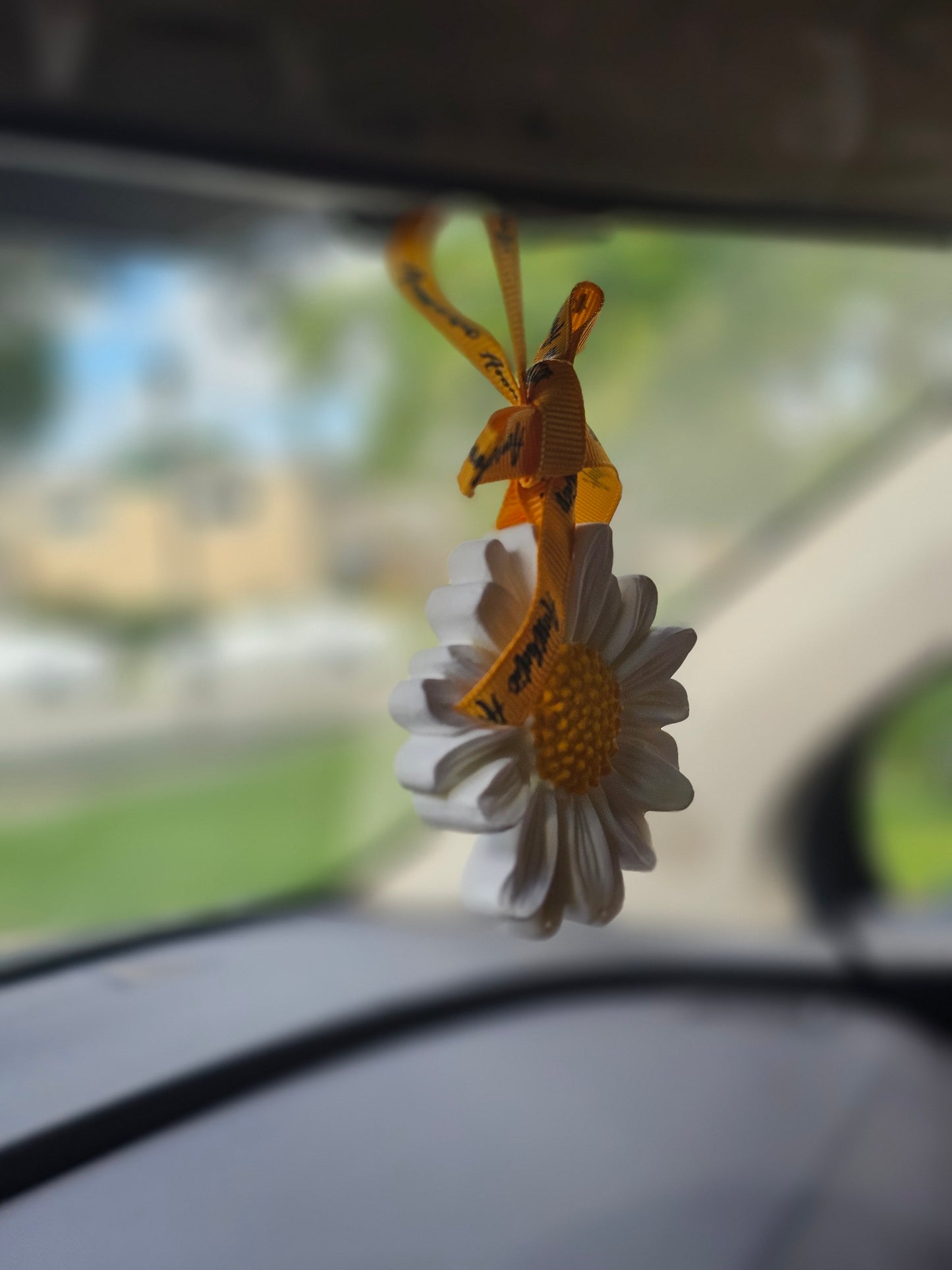 Hanging Ceramic Flower Air Freshner with 5ml bottle of scent