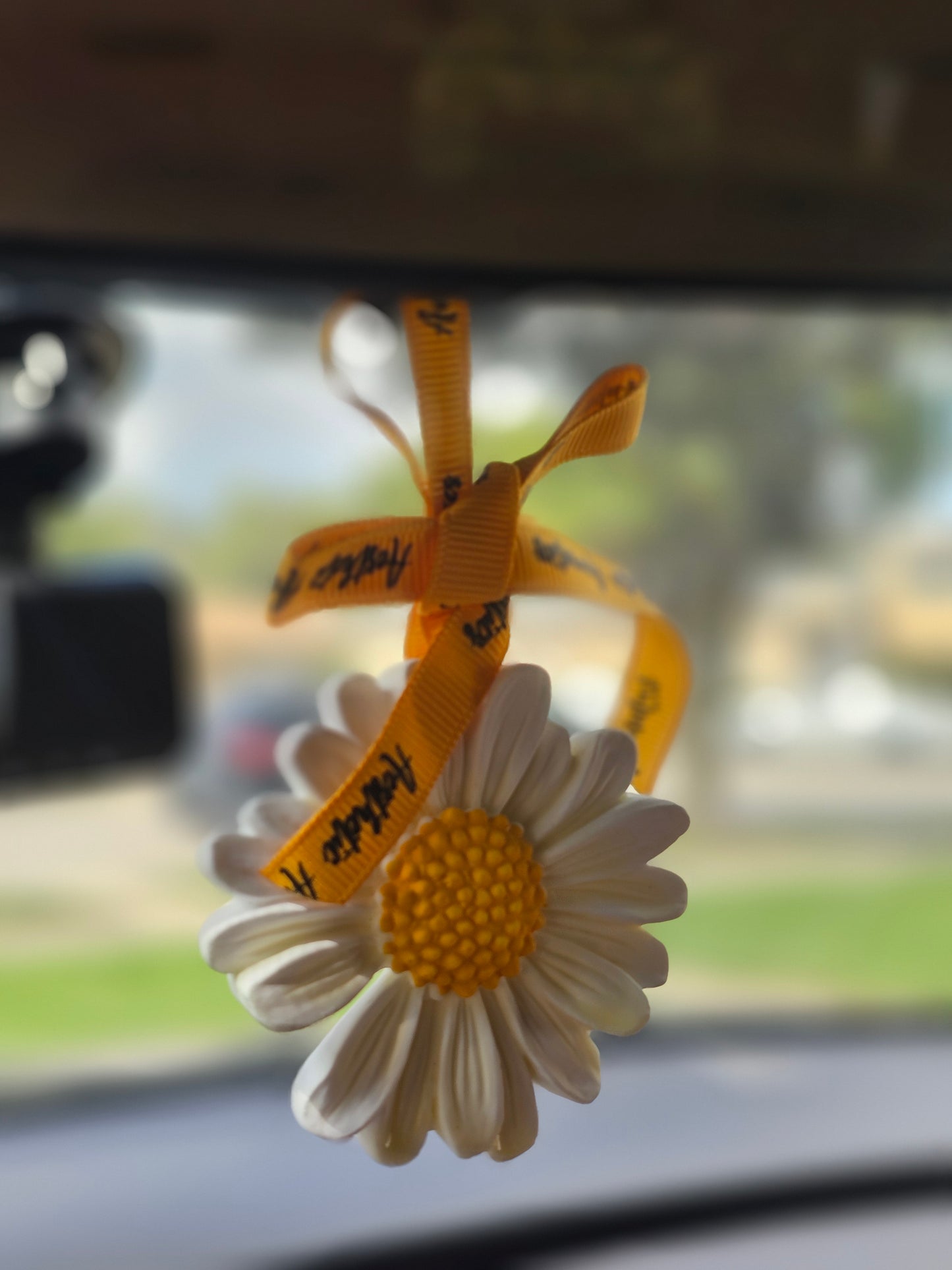 Hanging Ceramic Flower Air Freshner with 5ml bottle of scent