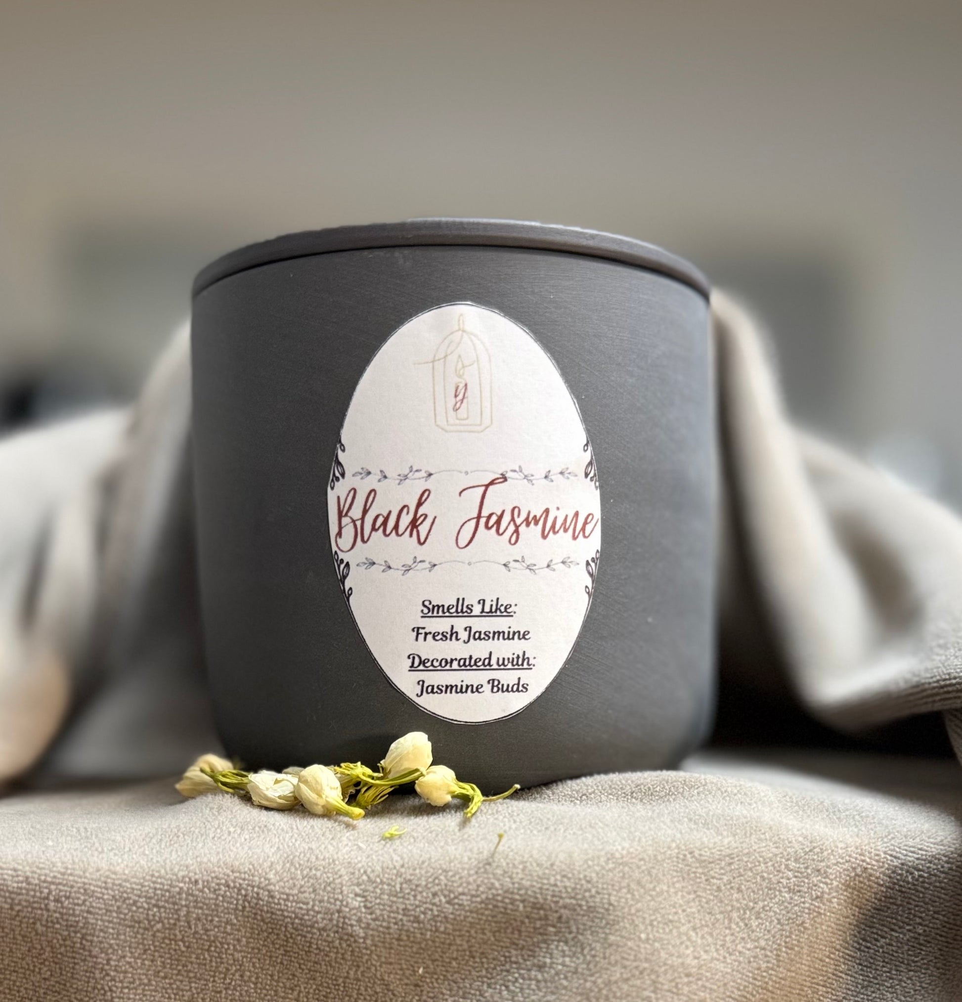 Black Jasmine Luxury Candle - detail view - R&W Aesthetics