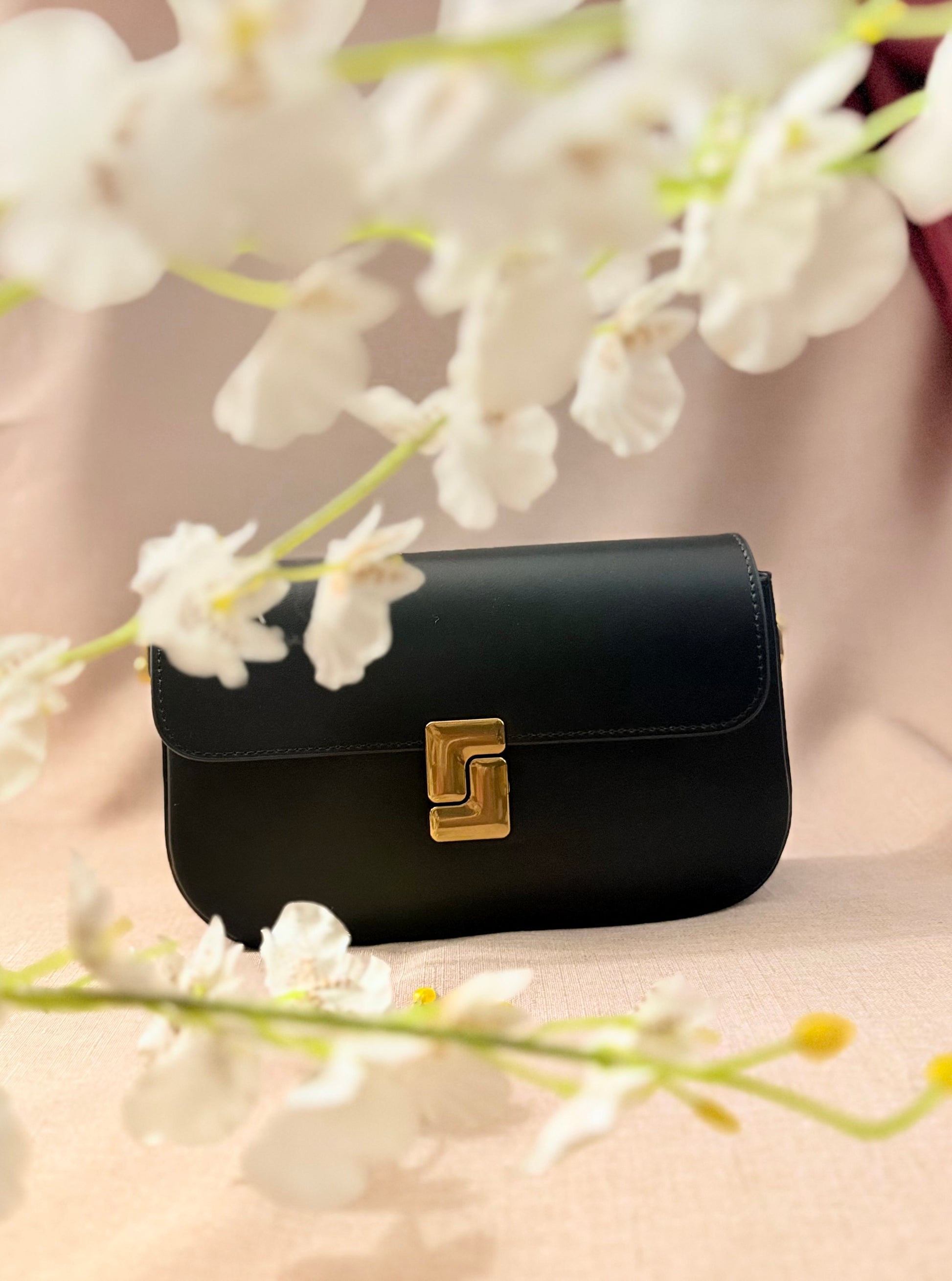 Demi Gold Genuine Leather Bag - open view - R&W Aesthetics