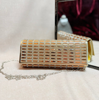 Sheesha Handbag - side view - R&W Aesthetics