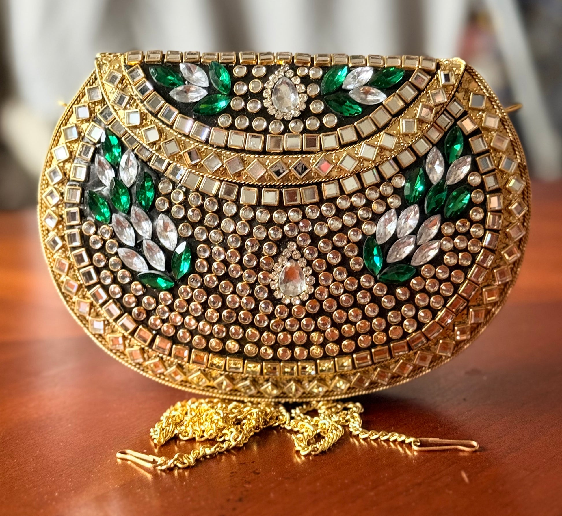 Malika | Large Handmade Kundan Clutch - front view - R&W Aesthetics