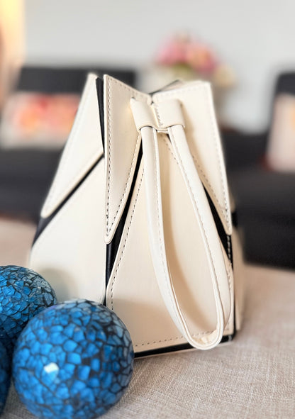 Hexey | Messenger Bag - open view - R&W Aesthetics