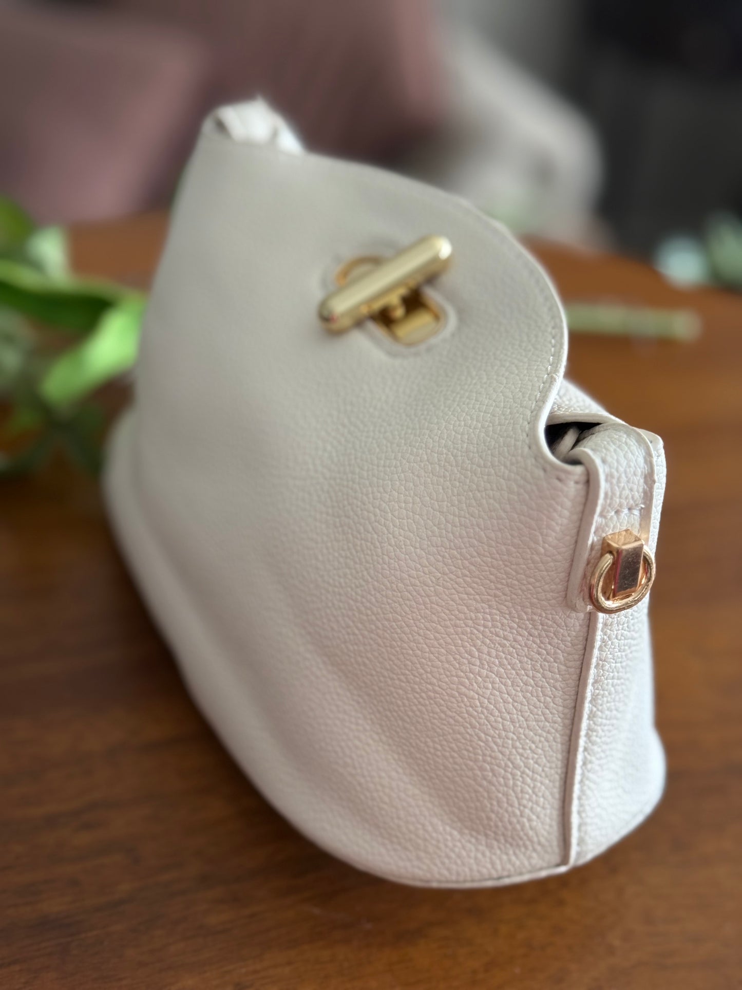 Dove | Leather Bag - back view - R&W Aesthetics
