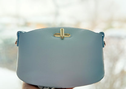 Dove | Leather Bag - detail view - R&W Aesthetics