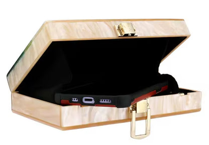 Oceanic Box Clutch