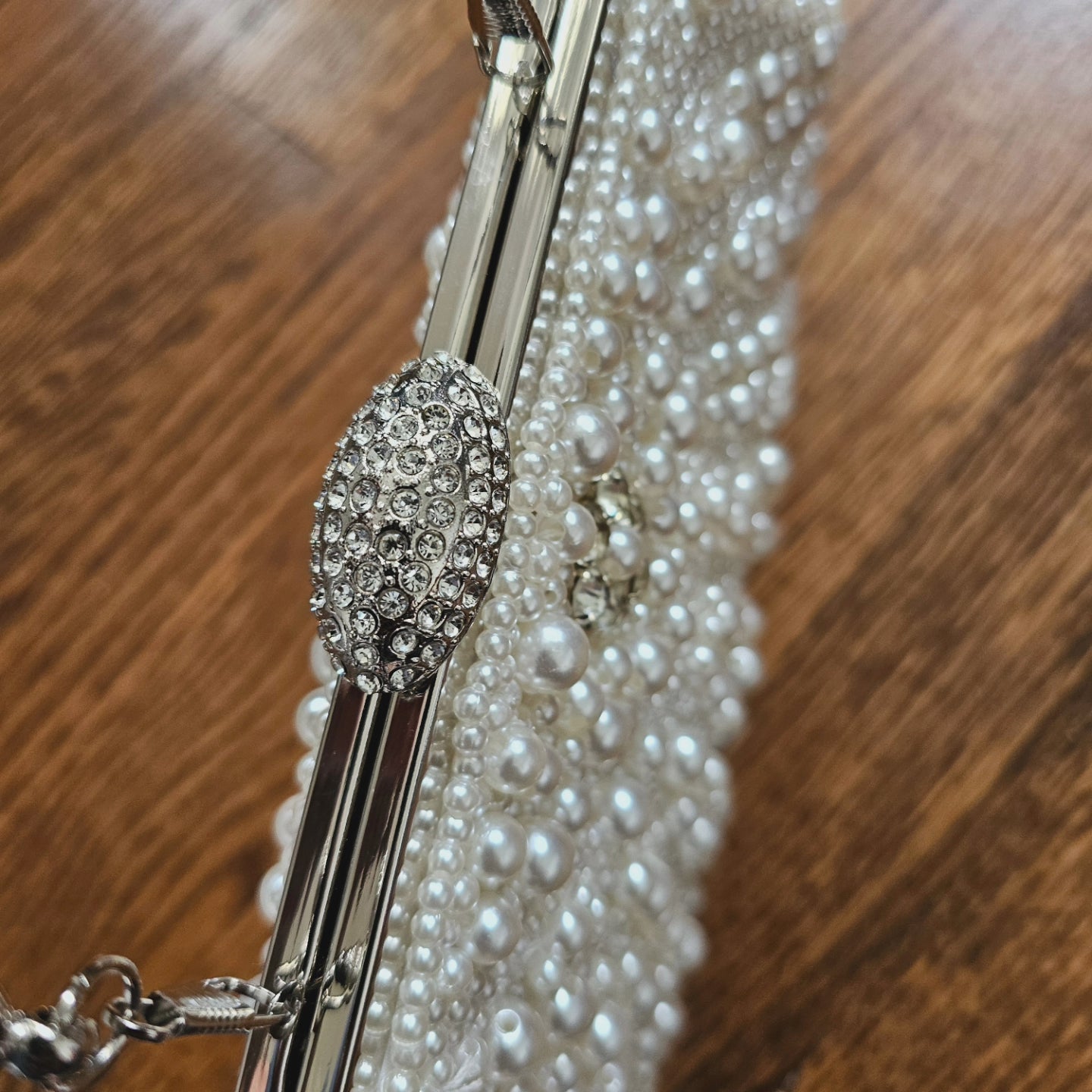 Beaded women vintage evening bag with pearls